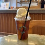 ラグ アンド ボーン コーヒー - コールドブリュー（650円） ゴルゴンゾーラハニー（+500円）