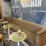 ラグ アンド ボーン コーヒー - 店内