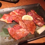 どすこい商店 ホルモン焼肉 豚星 - 国産牛盛り