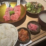 神戸牛焼肉 すき焼き 麗 渋谷 - 