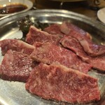 ホルモン焼味紘 - 