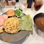 鎌倉だし工房 絹と小麦 - つけ麺