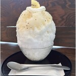 マザーリッチ - 料理写真:生ゴールデンキウイ＆レアチーズ 1400円