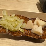 鮨 こん藤 - セロリと生姜のガリ