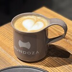 BUNDOZA - ヘーゼルナッツラテ