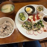 炭火焼き居酒屋 だいちゃん - ７月ランチ：鯵のカルパッチョ