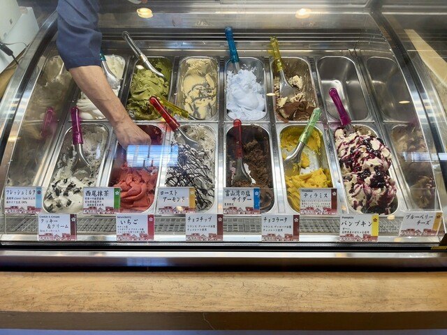 戸出ジェラート （戸出町観光案内所） - 戸出/ジェラート・アイス