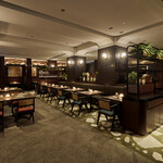 TRATTORIA CREATTA KARUIZAWA - 内観写真:レストランフロア ディナー