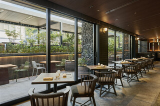 TRATTORIA CREATTA KARUIZAWA - Window-side Table for 2