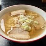 会津喜多方ラーメン 坂新 - 料理写真:坂新ラーメン