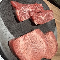 焼肉ホルモン 稲田 - 