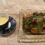 イタリアンレストラン ルッチコーレ - コーススープ　サラダ