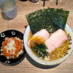 ラーメン 野良裏家 - 野良裏家B1,300円+半卵まぶしご飯300円