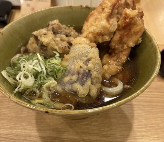 Yamacho Iyasaka Honmachi Dori photo 3