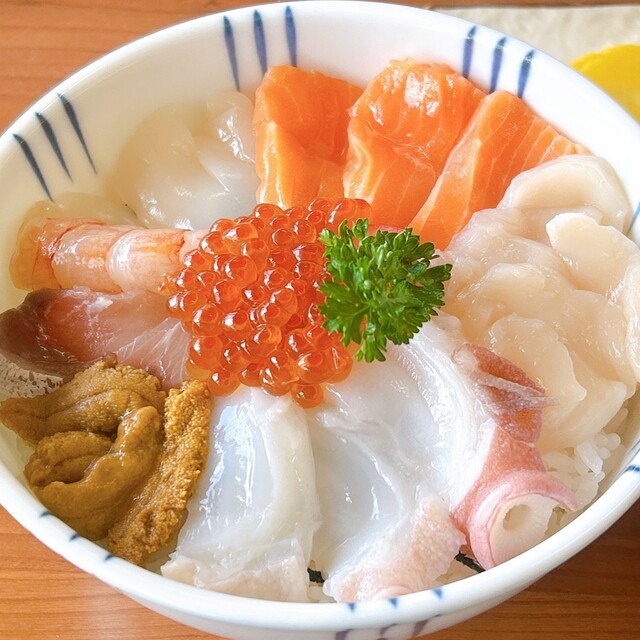 漁師の店 - 稚内/かに | 食べログ