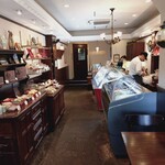 Patisserie Ravi,e relier - 