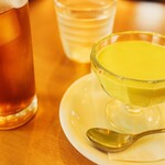 カフェ クースタ - 
