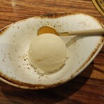 SATOブリアン七番 - デザート(桃のシャーベット)