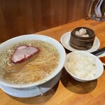 ウミガメ食堂 - 