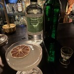 バー トレンチ - 