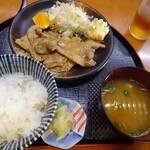 ミートピア - 豚生姜焼定食　1,300円