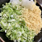 セルフうどん やま 徳島駅前店 - 