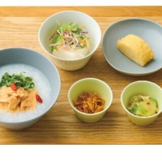 お粥が選べるお手軽ランチ！980円～♪