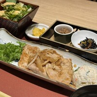 個室和食 肉割烹 吟次郎 品川駅前店 - 