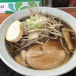 春日食堂 - 醤油ラーメン 700円