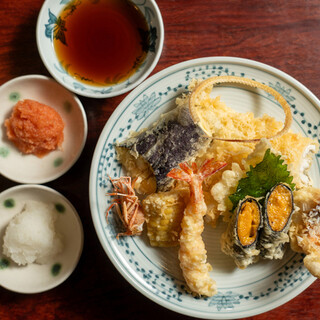 季節ごとに違った食材が楽しめる！【季節の天ぷら】