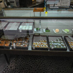 御菓子司 東海 - "肆（うりば）"