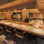 四間道 とりう - 内観写真:カウンター