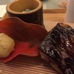 金田中 草 - 秋刀魚味醂干し　銀杏　菊菜　松の実白良和へ　すっぽん玉地蒸し　露生姜