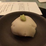 揚芋饅頭　薄切胡麻豆腐　山葵