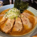横浜家系ラーメン 友喜家 - 