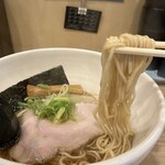 Mendokoro Maruha BEYOND - 中華そば醤油