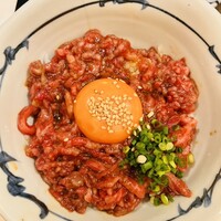 牛刺しと焼肉 仔虎 クリスロード店 - 