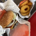 A&W - こちらが宮古空港店