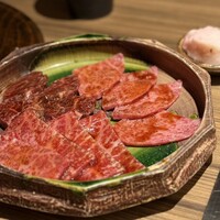 焼肉牛匠 新 - 