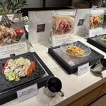 NARITA BOLD KITCHEN - 豚肉のポシェ夏野菜添え　鶏肉のタブレサラダ仕立て他