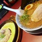 丸源ラーメン - 熟成醤油とんこつ 白元味＆チャーハンセット（増量）