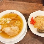 ラーチャン家 - 料理写真:ラーチャンセット