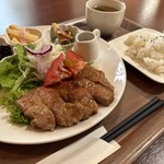 ファーマーズキッチンえいちのむら - 