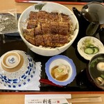 うなぎの新甫 - 上まぶし丼