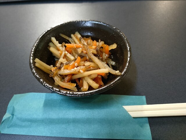 さかな処 三吉 石巻 | 新鮮な海の幸が自慢の居酒屋