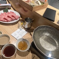 しゃぶ輝 黒毛和牛しゃぶしゃぶ・すき焼き専門店 新橋店 - 