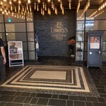 ロウリーズ・ザ・プライムリブ - 