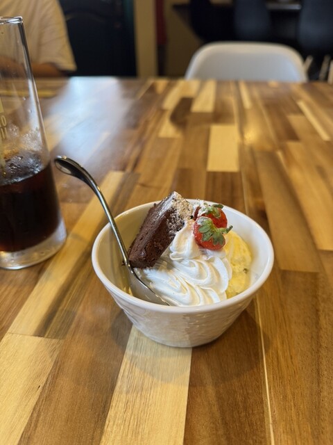 炭焼きグリル スクランブル（Charcoalgrill　SCRAMBLE） - 糸井（肉バル）の写真