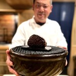 銀座 きた川 - ◾️日本刀の素材の鋼で造られた鉄板で焼いた牛肉。