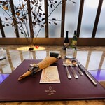 トゥ・ラ・ジョア イズム - セット